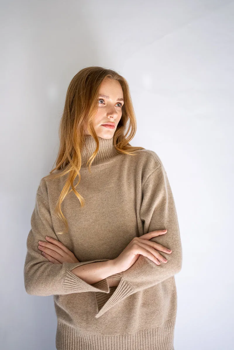 Belgravia Cashmere Sweater - Beige