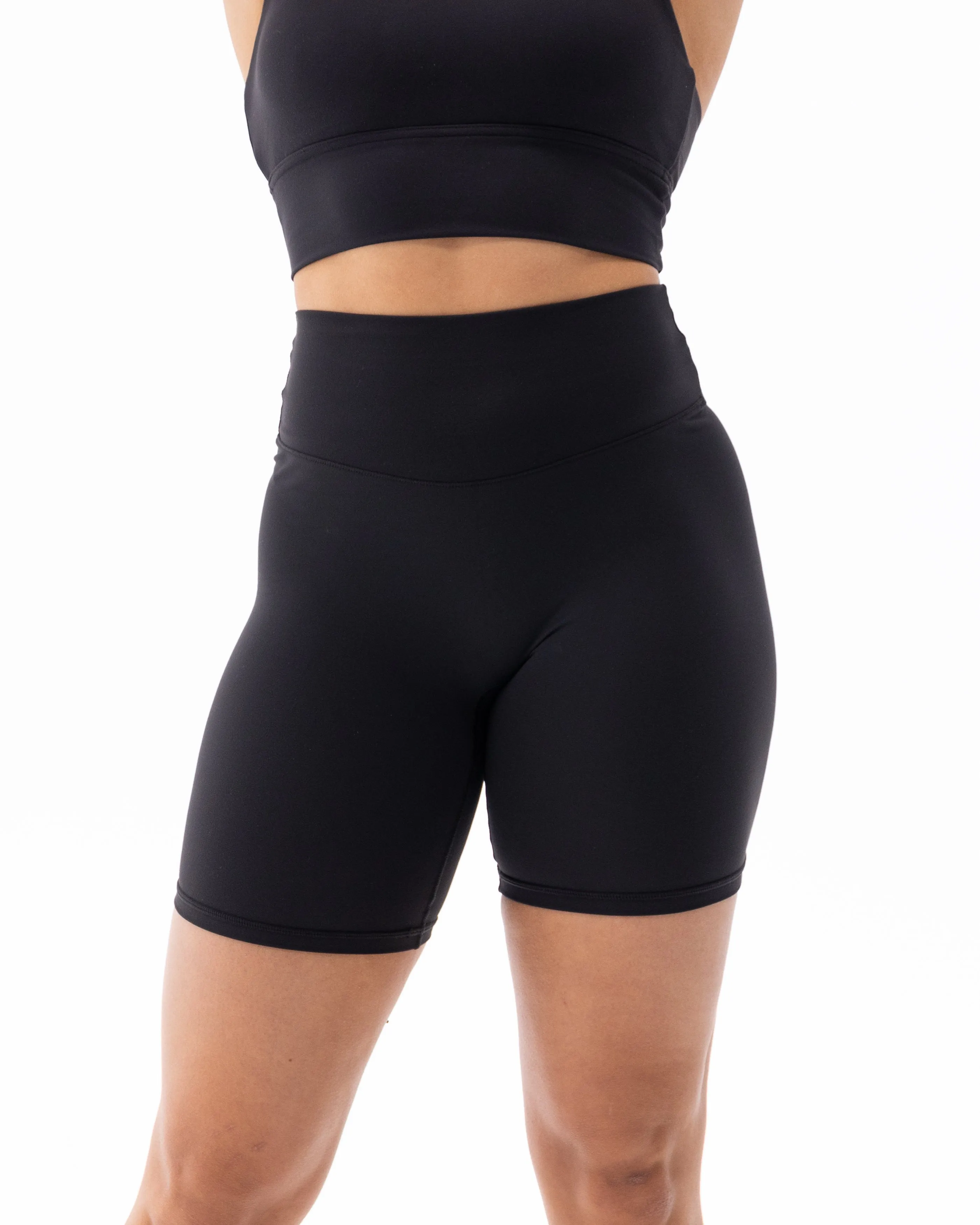 Cassey Short : 8 - Black