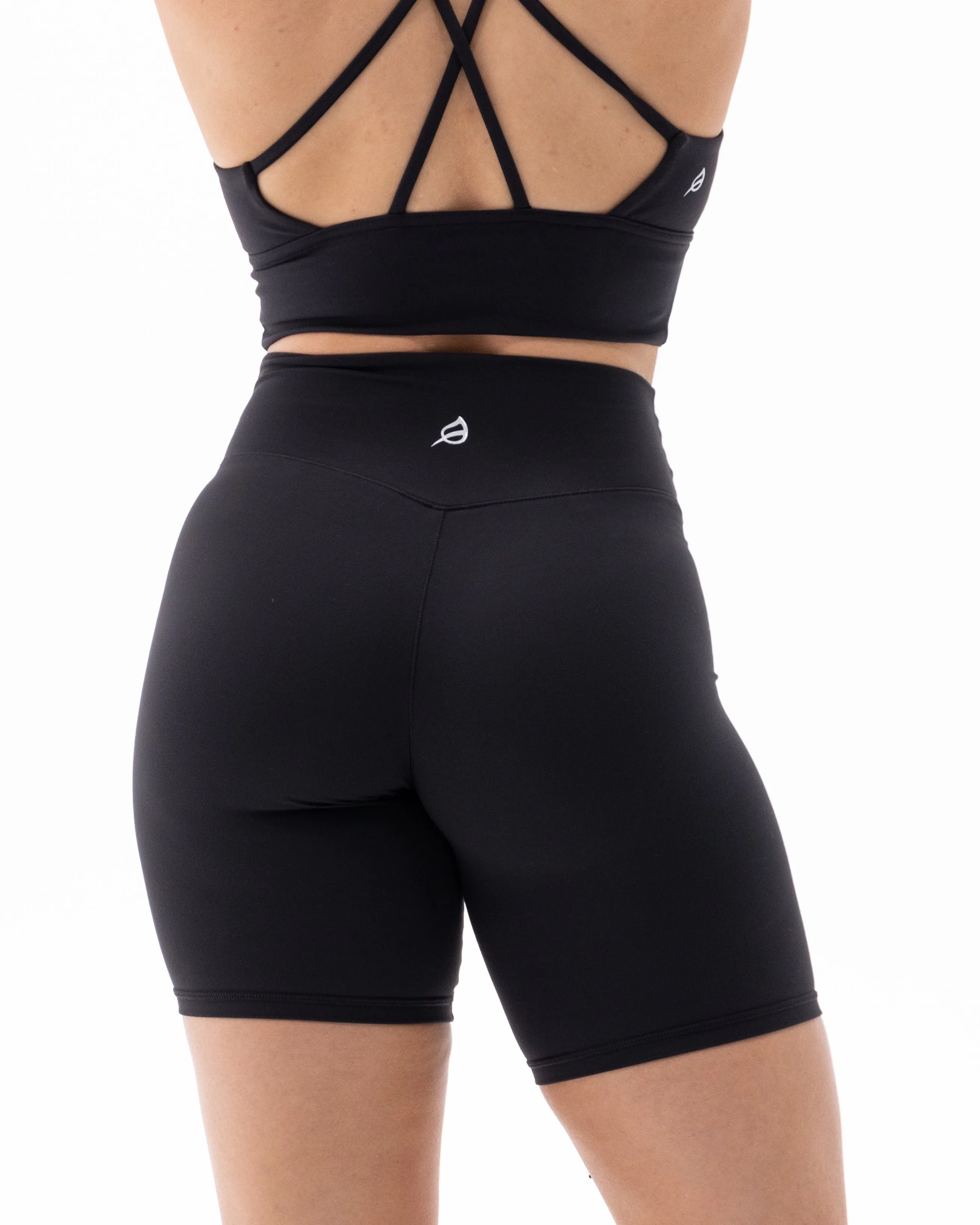 Cassey Short : 8 - Black