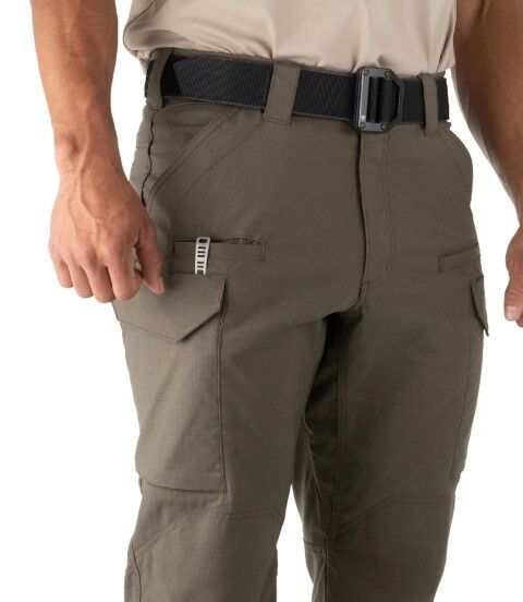 First Tactical Men's V2 Tactical Pants in Ranger Green