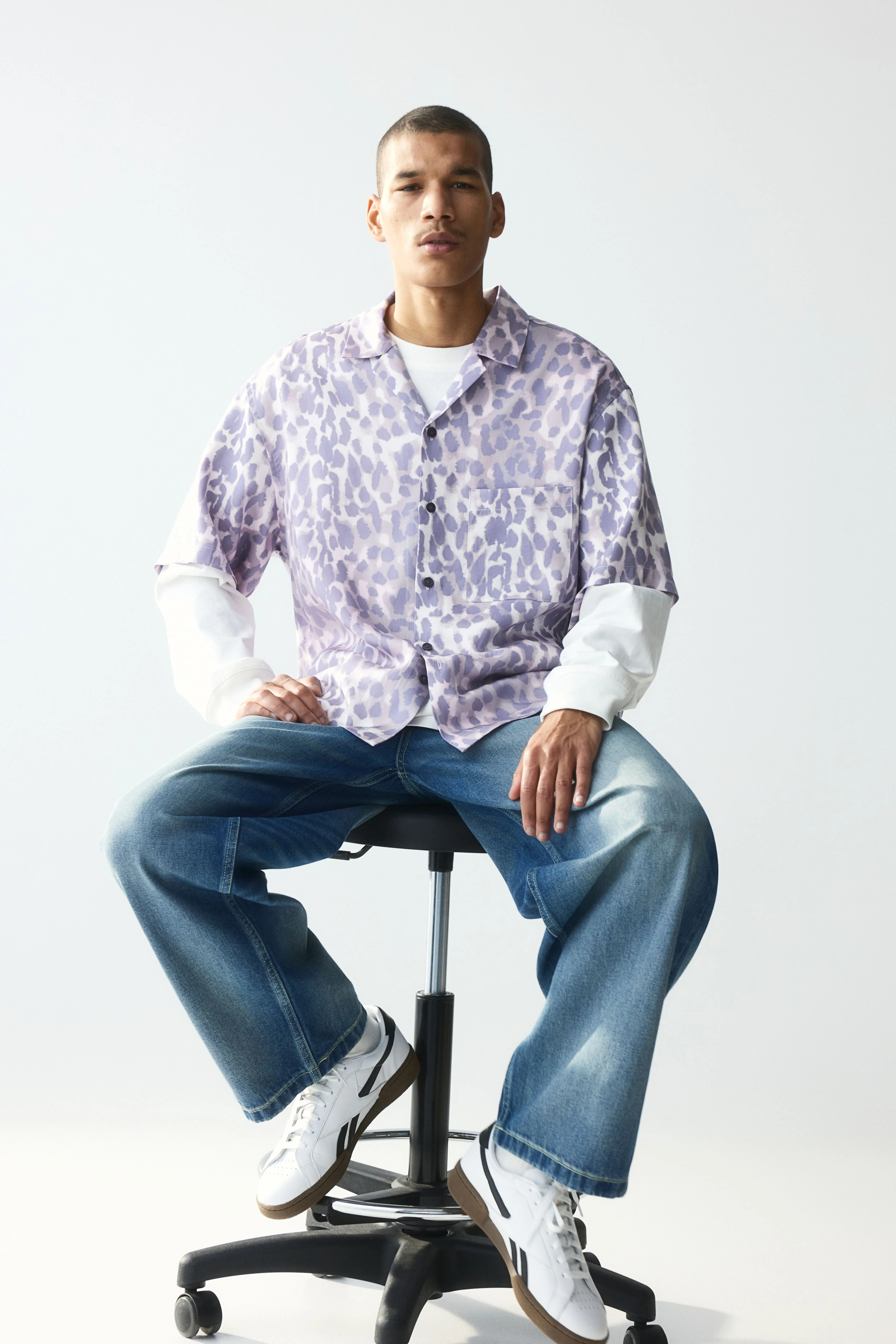 Loose Fit Lyocell resort shirt - Short sleeve - Regular length - Purple/Leopard print - Men | H&M GB