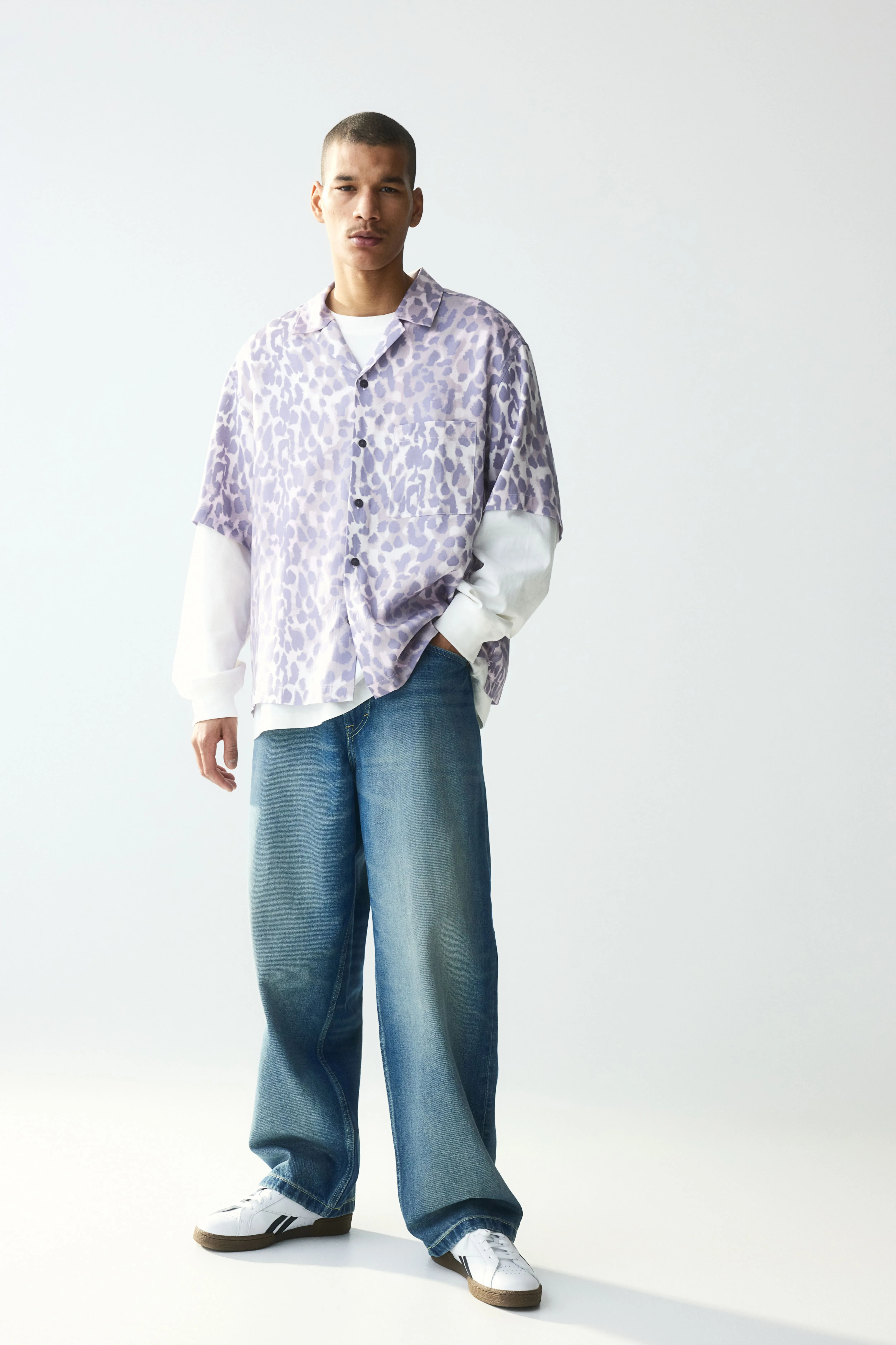 Loose Fit Lyocell resort shirt - Short sleeve - Regular length - Purple/Leopard print - Men | H&M GB