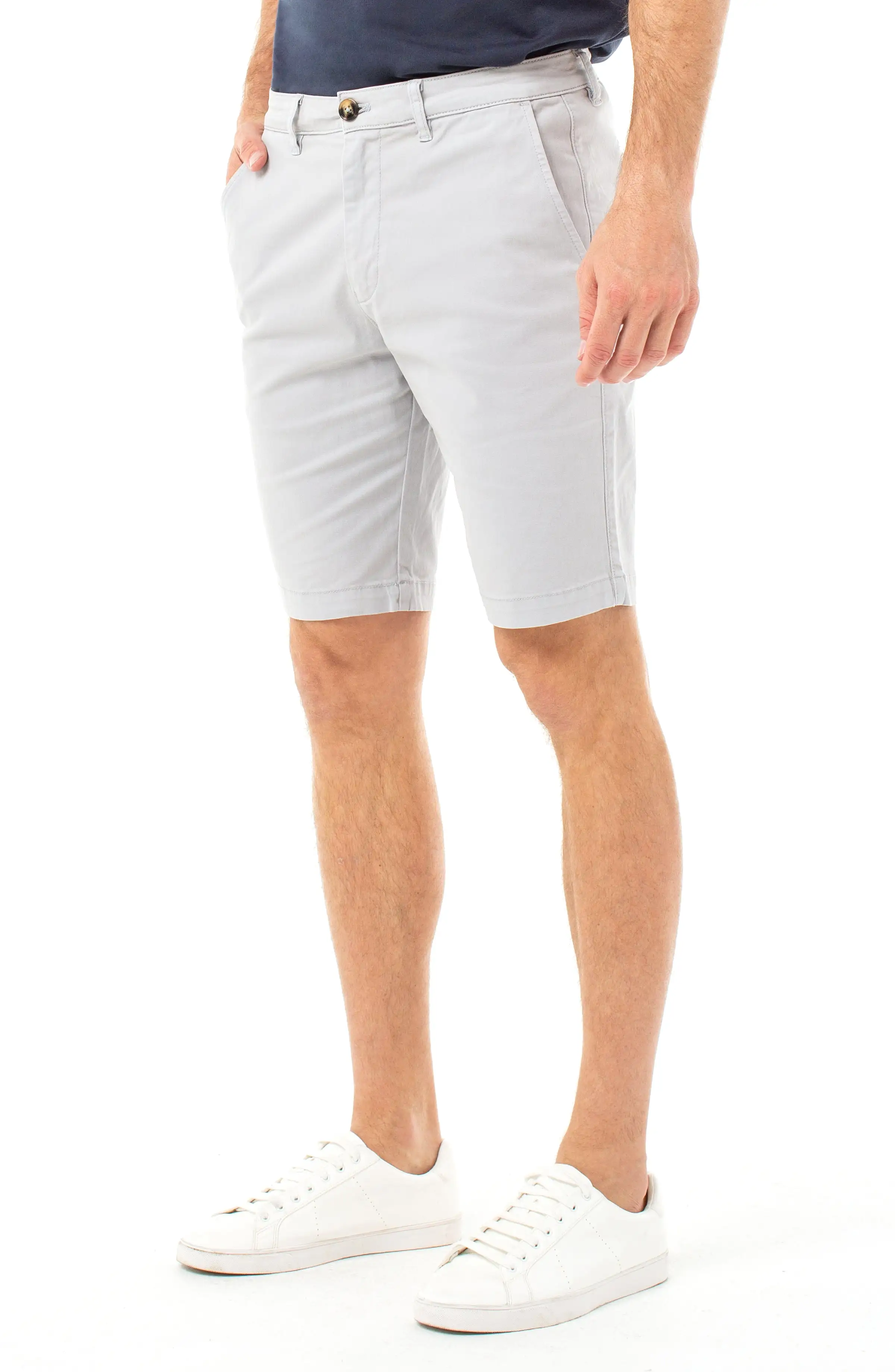 Men's Modern Fit Twill Short