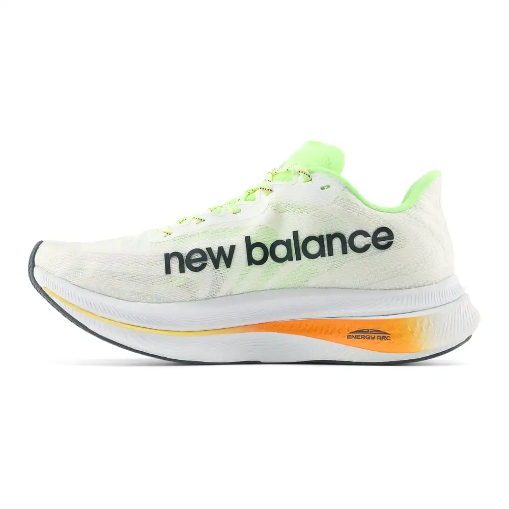 New Balance Men's FuelCell SuperComp Trainer v2