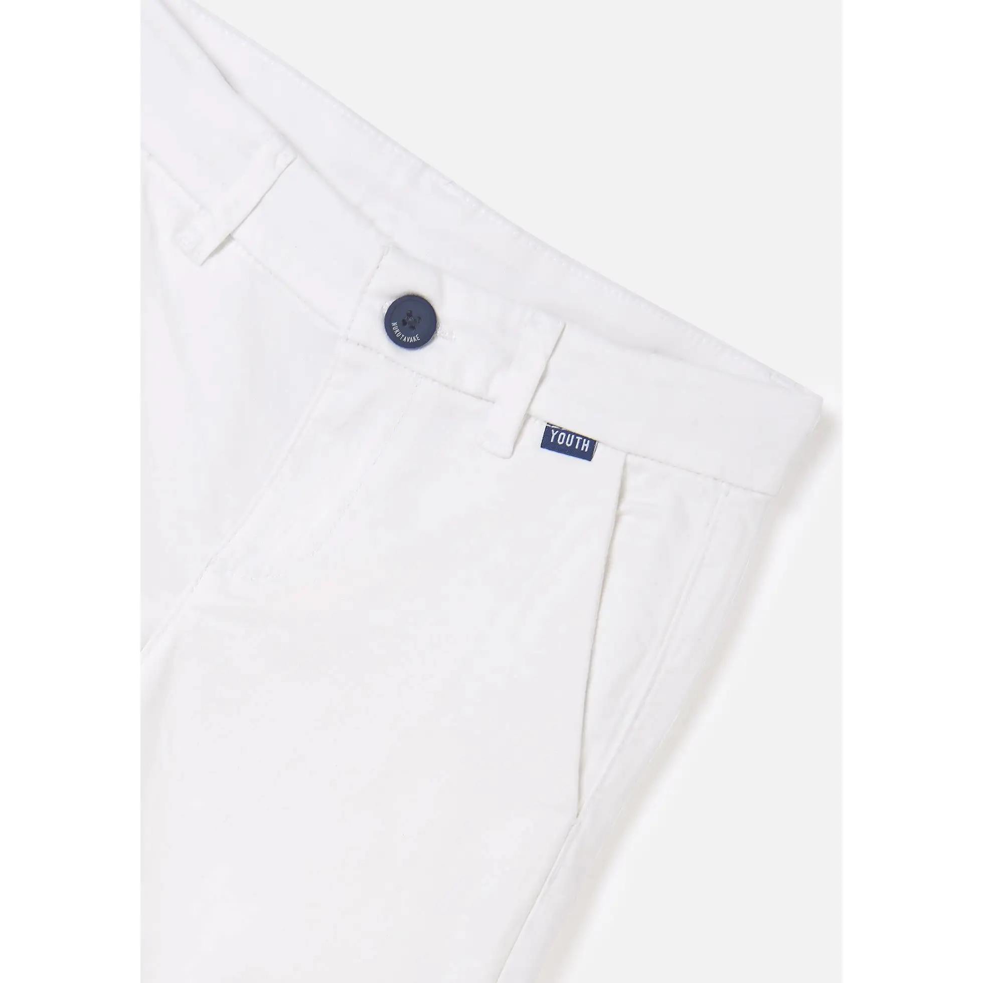 Nukutavake Basic Chino Shorts _White 242-62