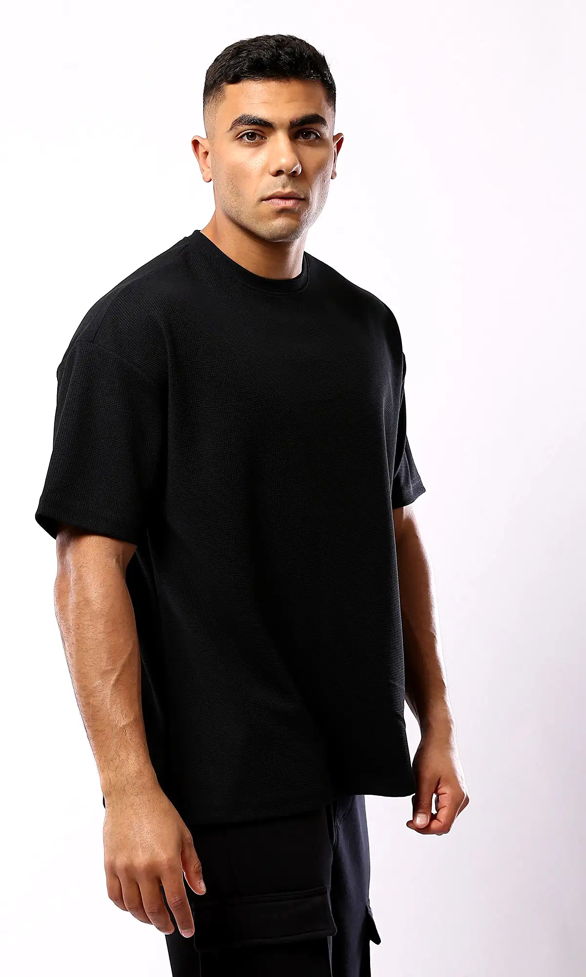 O182737 Relaxed Fit Black Tee With Elbow Sleeves