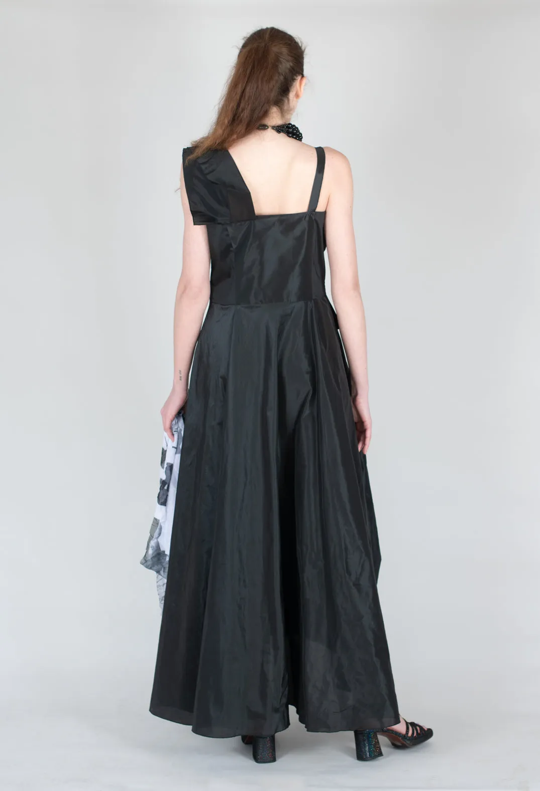 ONGO Dress in Black