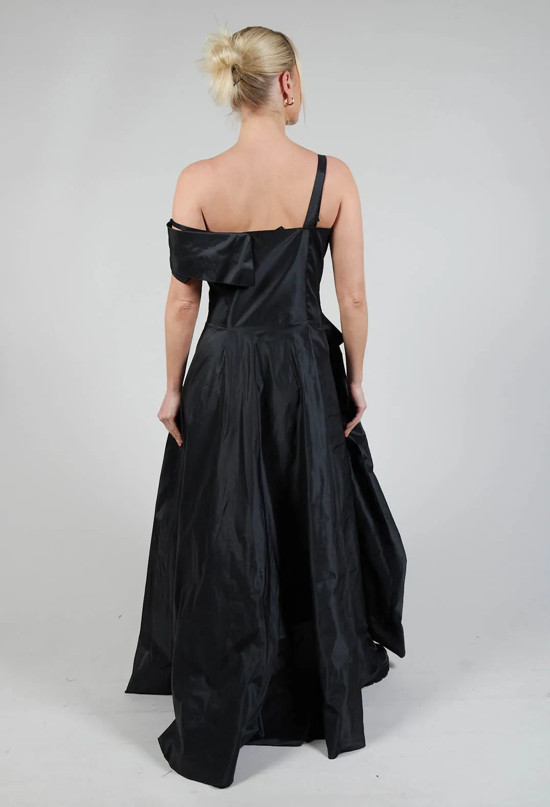 ONGO Dress in Black