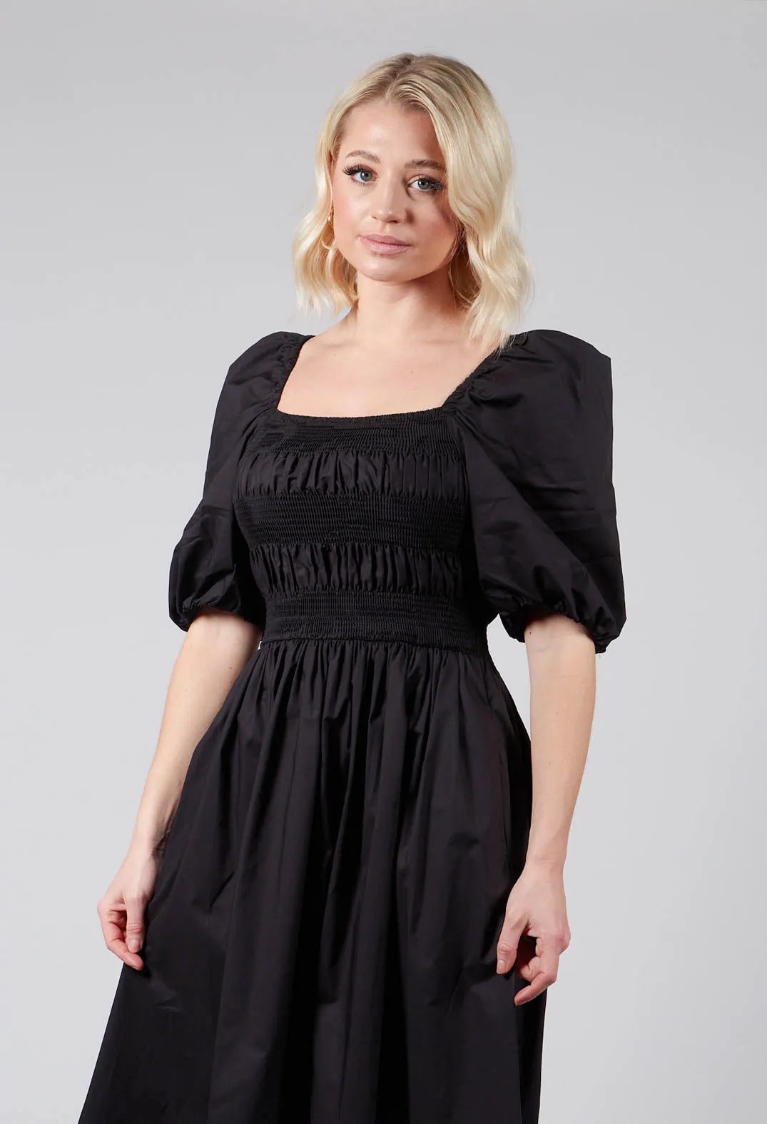 Prairie Dress in Black