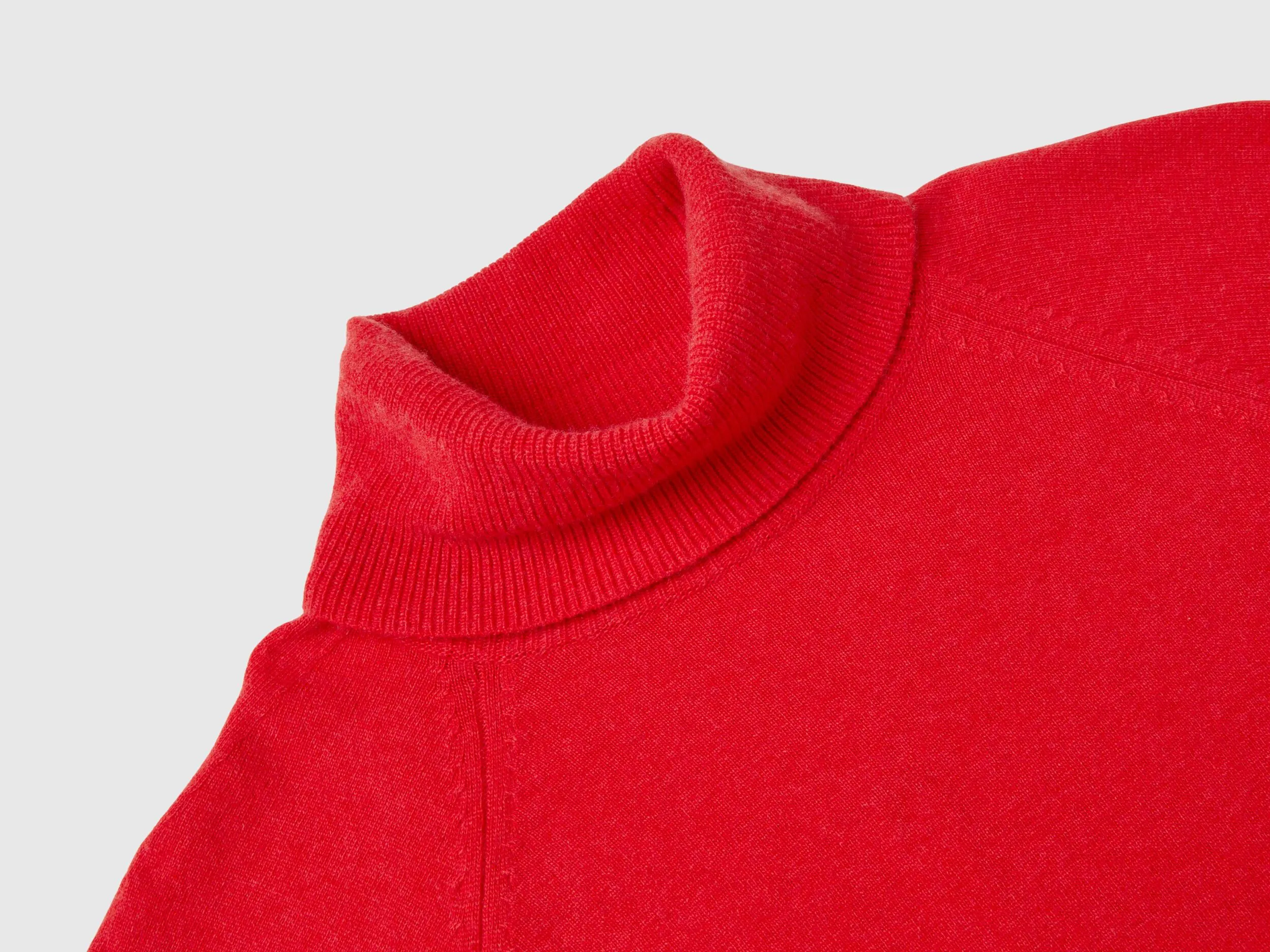 Red turtleneck in wool and cashmere blend - Red | Benetton