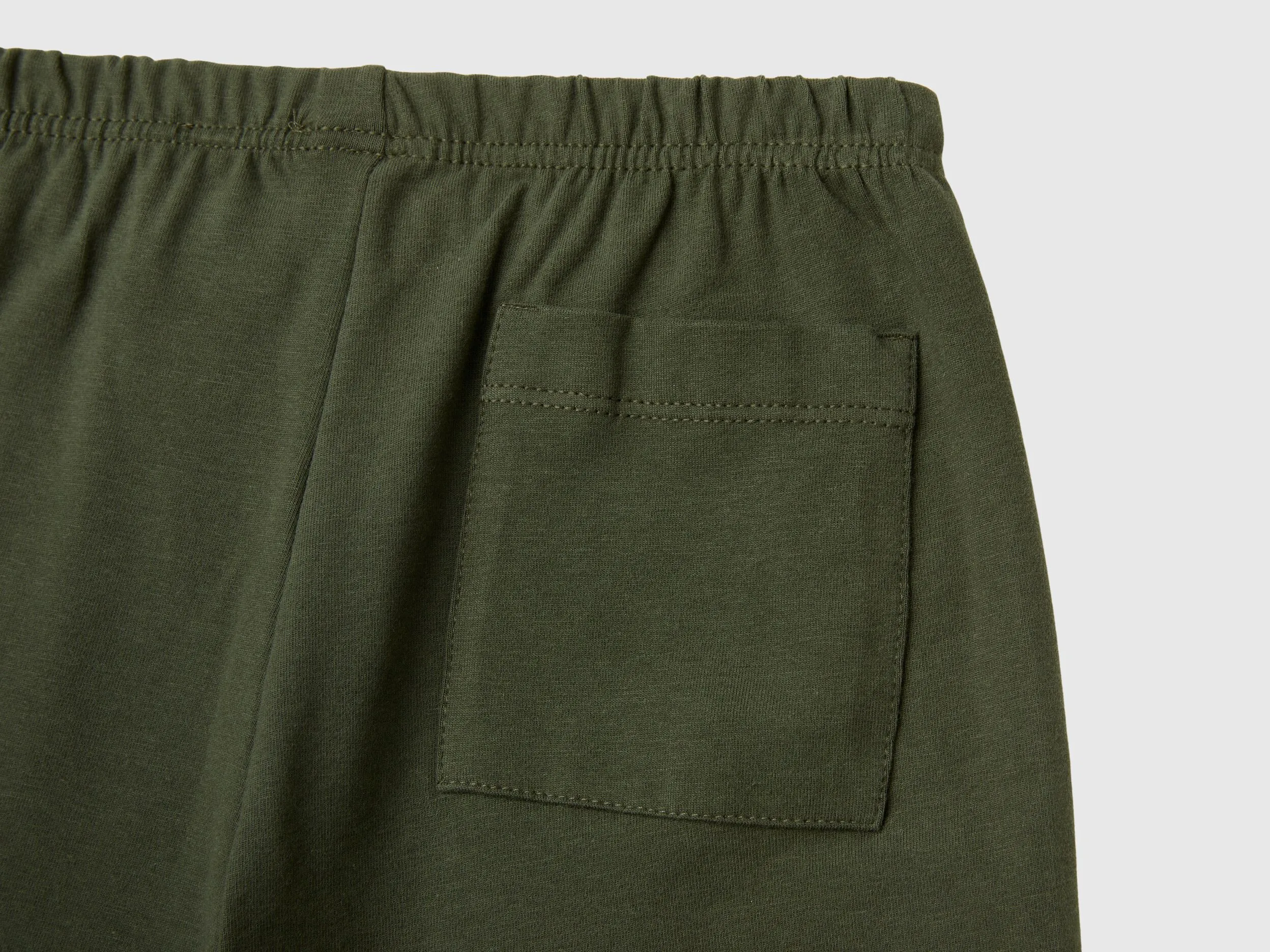 Stretch cotton pyjamas - Military Green | Benetton